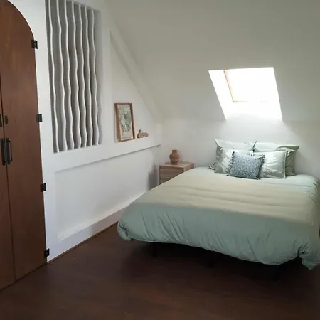 Private With Hot Tub Ferienhaus